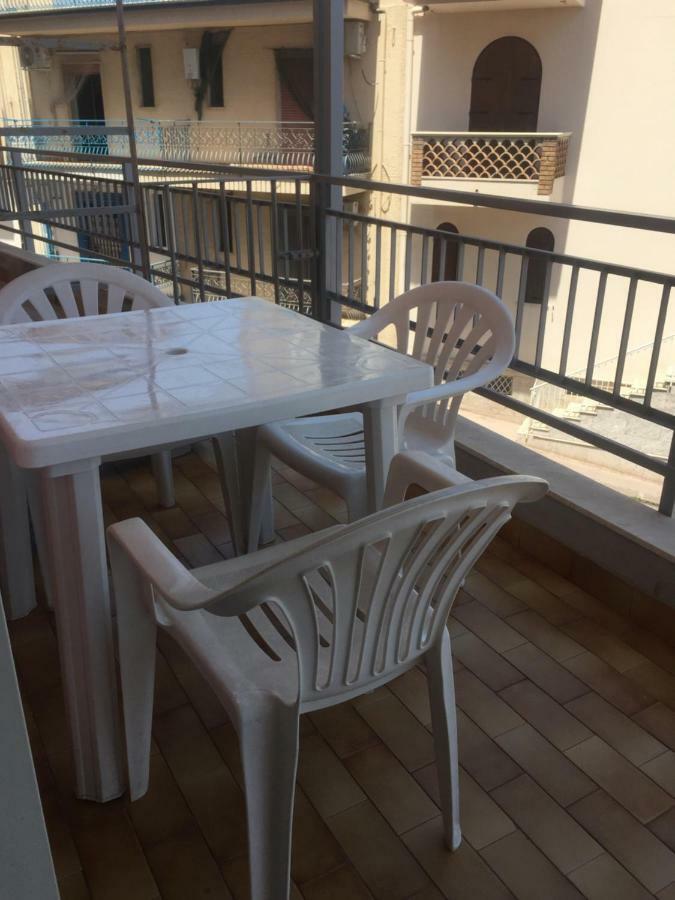 A Casa di Paolo Giardini Naxos Exterior foto